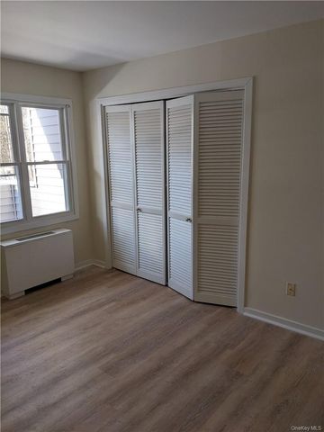 10 Wild Oaks Road 124, Goldens Bridge, NY 10526