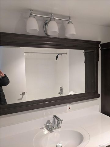 10 Wild Oaks Road 124, Goldens Bridge, NY 10526