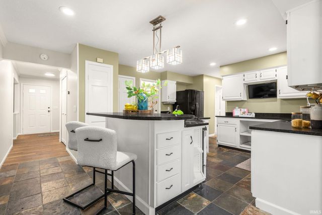50951 Candlewood Court, Granger, IN 46530