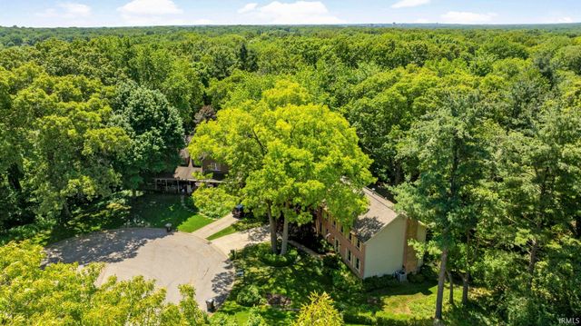 50951 Candlewood Court, Granger, IN 46530