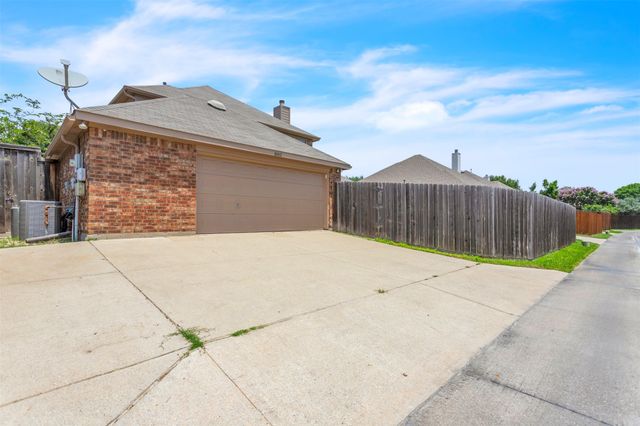 8002 Westover Drive, Rowlett, TX 75089