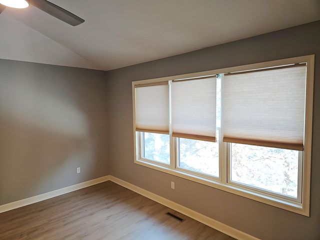 10772 Hawthorn Trail, Woodbury, MN 55129