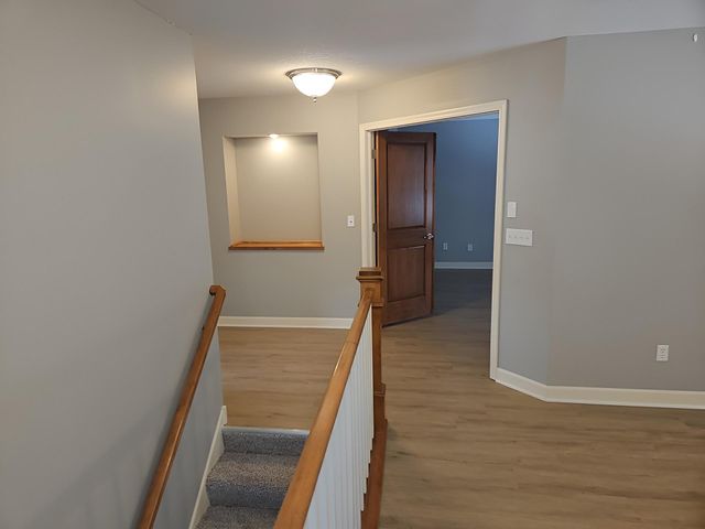 10772 Hawthorn Trail, Woodbury, MN 55129