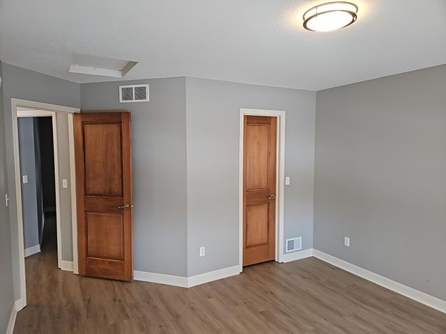 10772 Hawthorn Trail, Woodbury, MN 55129