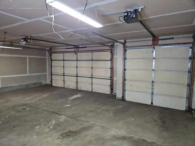 10772 Hawthorn Trail, Woodbury, MN 55129