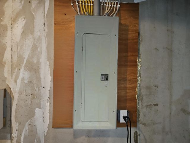 10772 Hawthorn Trail, Woodbury, MN 55129