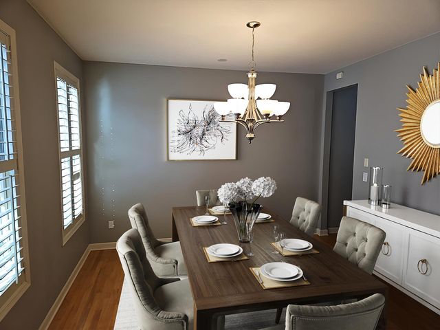 10772 Hawthorn Trail, Woodbury, MN 55129