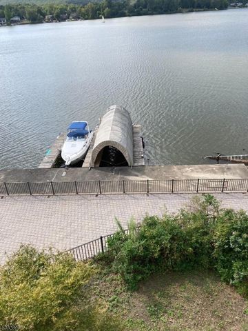 54 Board Rd, West Milford Twp., NJ 07421