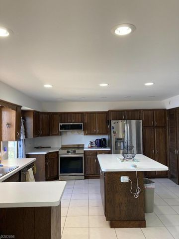 54 Board Rd, West Milford Twp., NJ 07421