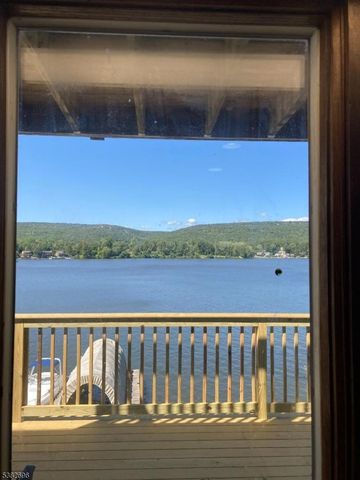 54 Board Rd, West Milford Twp., NJ 07421