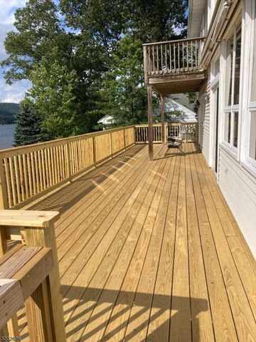 54 Board Rd, West Milford Twp., NJ 07421