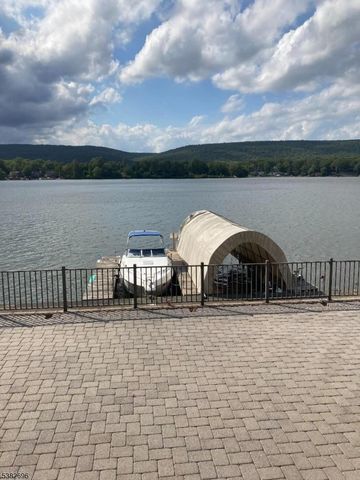 54 Board Rd, West Milford Twp., NJ 07421