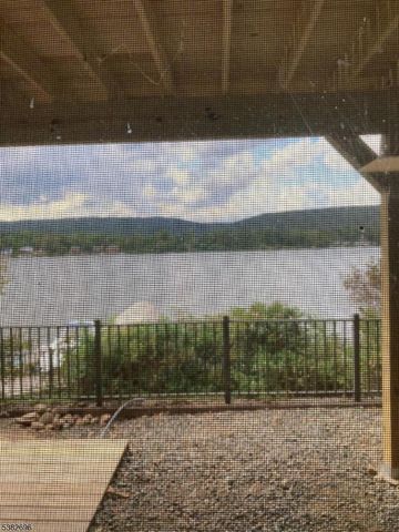 54 Board Rd, West Milford Twp., NJ 07421