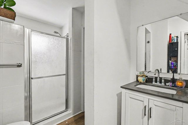 6945 Delta River Road, Grand Ledge, MI 48906