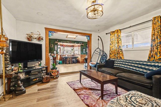 6945 Delta River Road, Grand Ledge, MI 48906