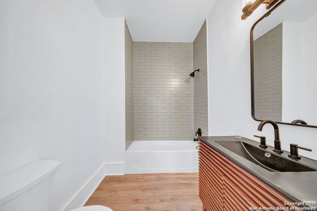 115 W Highland Boulevard, San Antonio, TX 78210