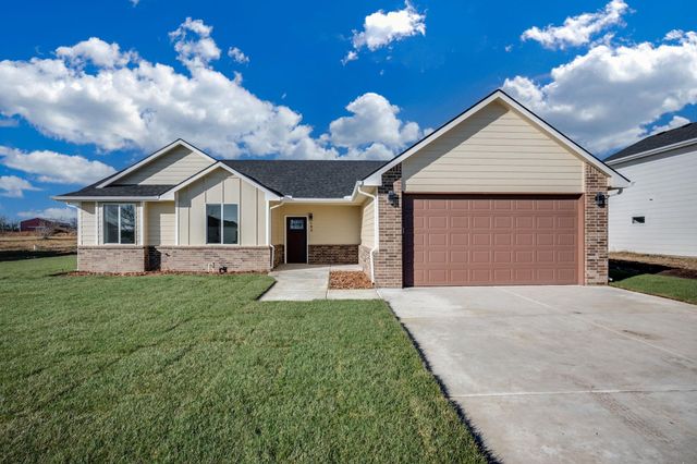 193 S Sycamore Dr, Valley Center, KS 67147