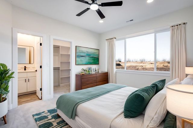 193 S Sycamore Dr, Valley Center, KS 67147