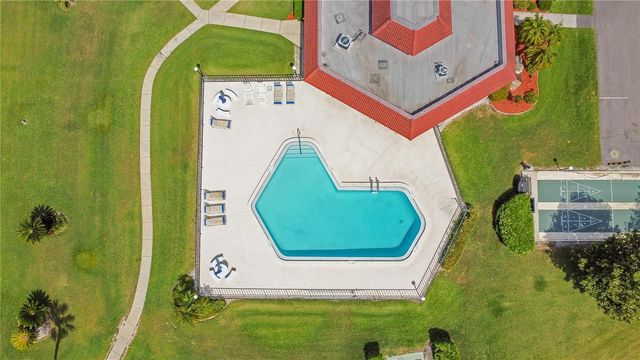 12200 VONN ROAD 1209, Largo, FL 33774