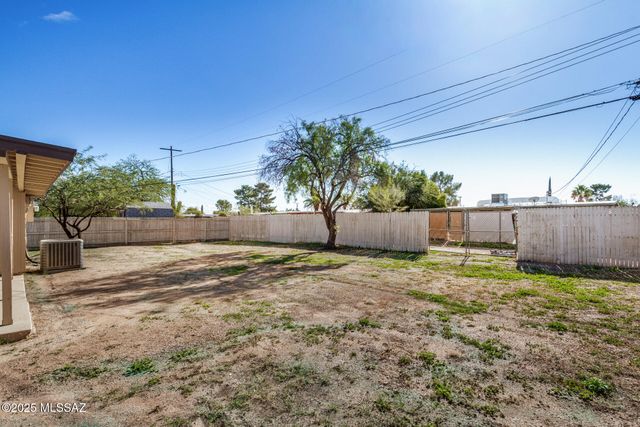 4818 E 25th Street, Tucson, AZ 85711
