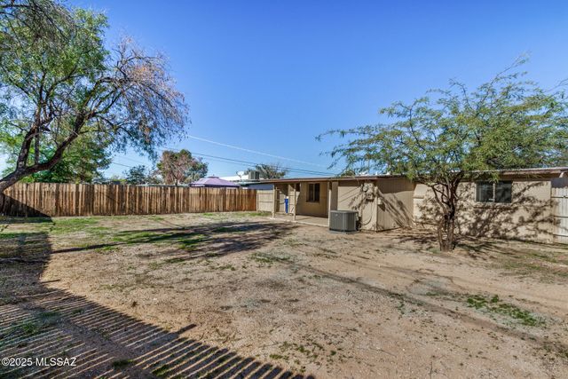 4818 E 25th Street, Tucson, AZ 85711