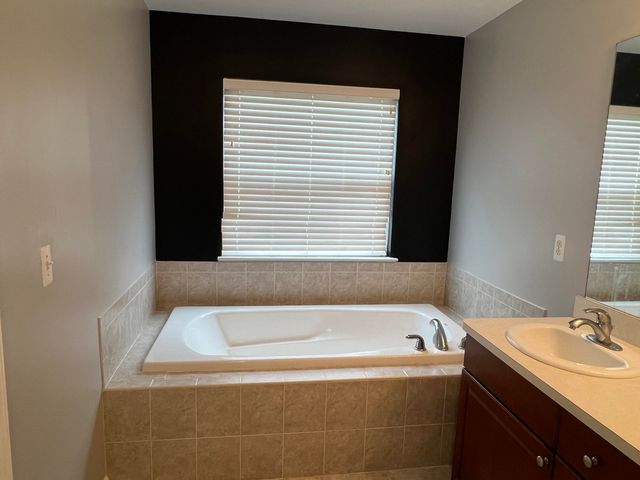 24668 Thatcher Drive, Novi City, MI 48375