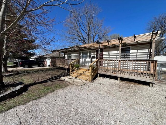 701 W Ohio Street, Clinton, MO 64735
