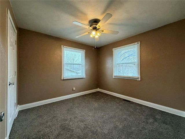 701 W Ohio Street, Clinton, MO 64735