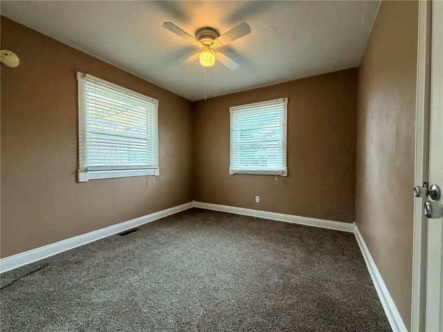 701 W Ohio Street, Clinton, MO 64735