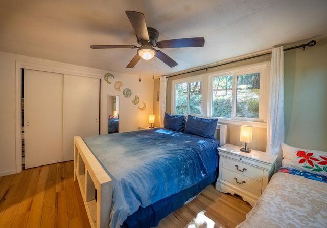 390 S Horseshoe Dr, Hathaway Pines, CA 95233