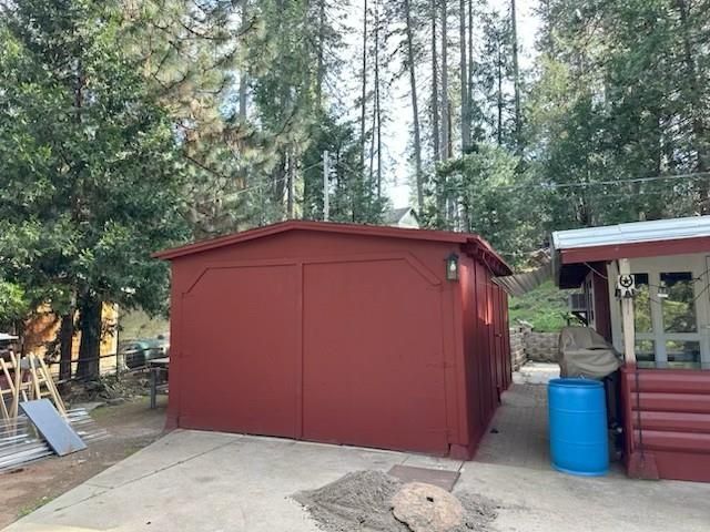 390 S Horseshoe Dr, Hathaway Pines, CA 95233