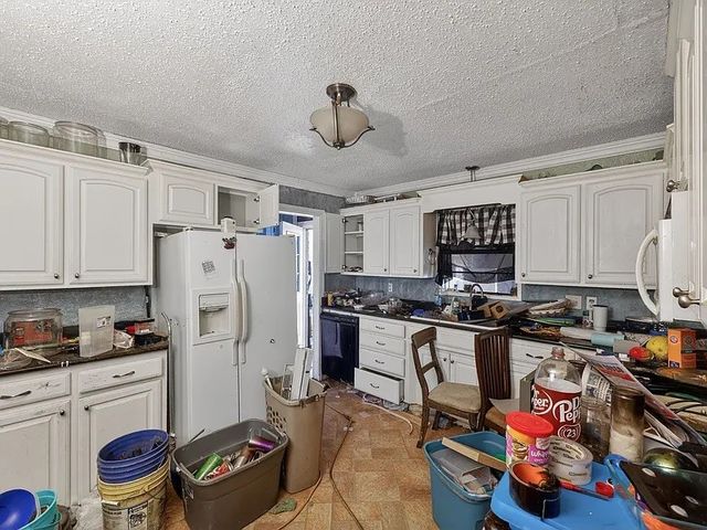 801 N Main Street, Dodd City, TX 75438