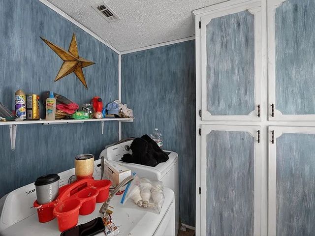 801 N Main Street, Dodd City, TX 75438