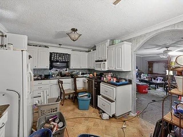 801 N Main Street, Dodd City, TX 75438