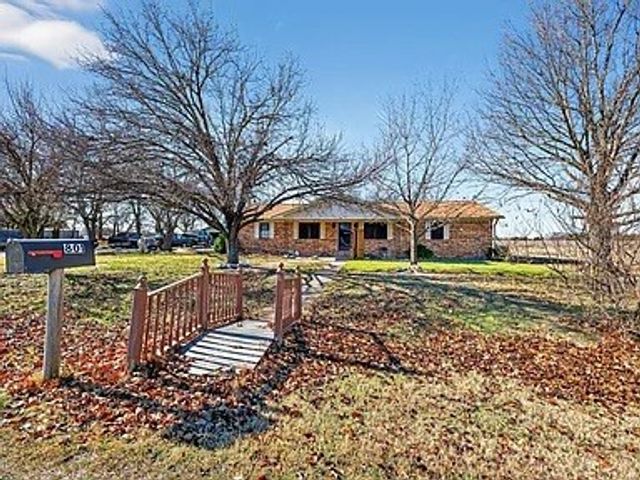 801 N Main Street, Dodd City, TX 75438