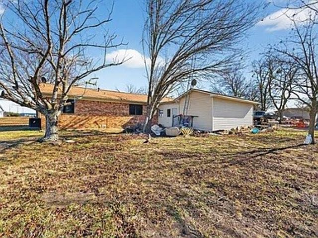 801 N Main Street, Dodd City, TX 75438