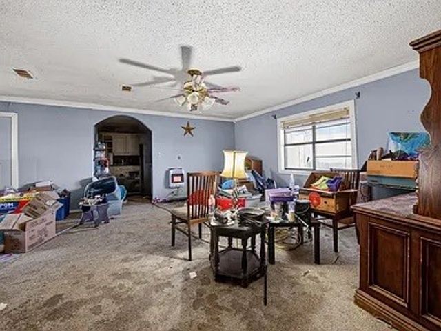 801 N Main Street, Dodd City, TX 75438