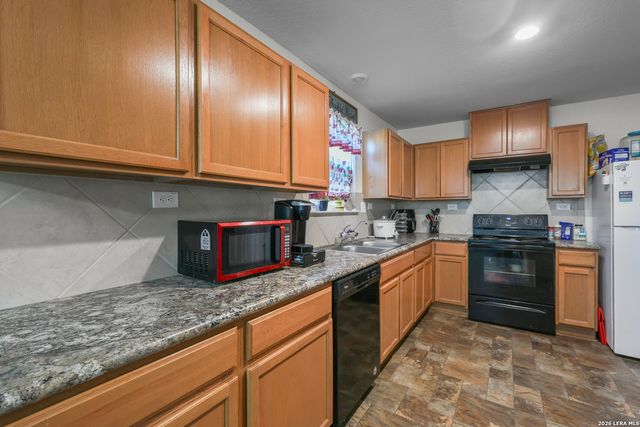 7006 Pescala Ridge, San Antonio, TX 78252