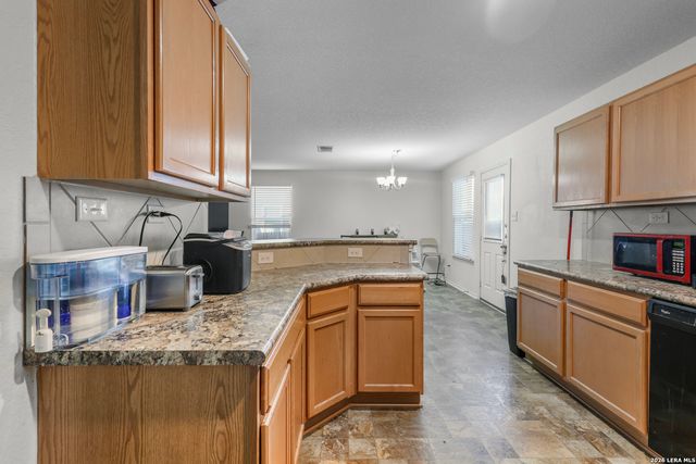 7006 Pescala Ridge, San Antonio, TX 78252