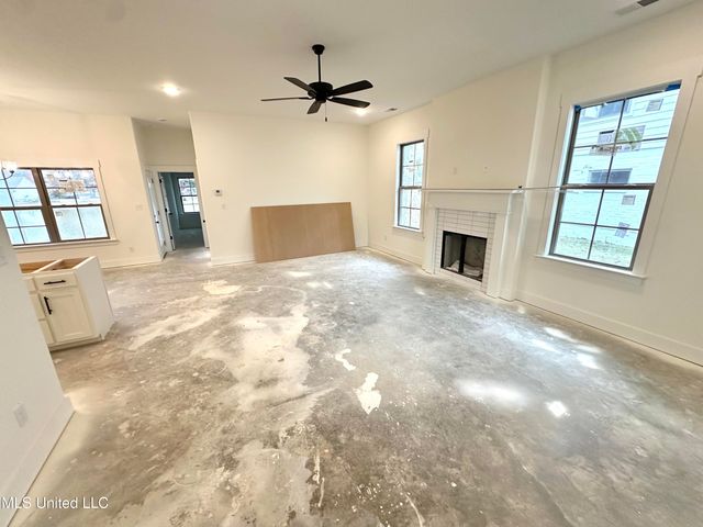 3719 Roland Drive, Southaven, MS 38672