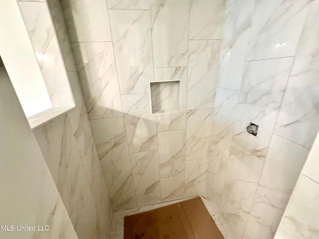 3719 Roland Drive, Southaven, MS 38672