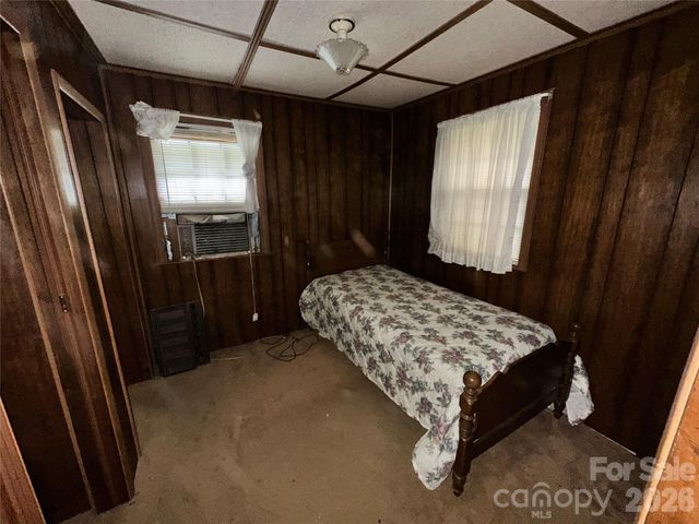 1611 W Fifth Avenue, Gastonia, NC 28052