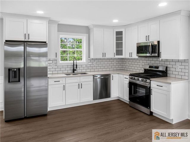 211 Prospect Street, South River, NJ 08882