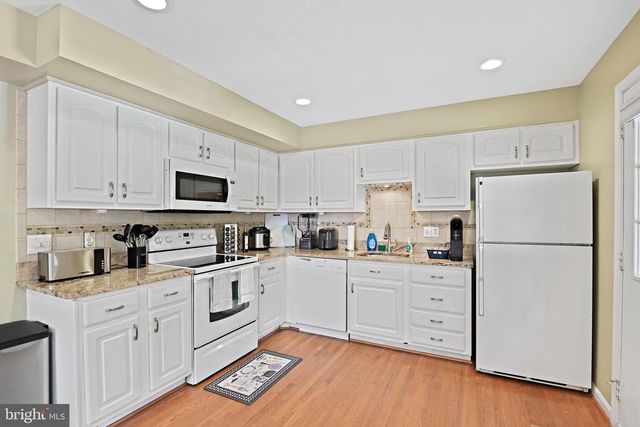 5267 LEESTONE CT, Springfield, VA 22151