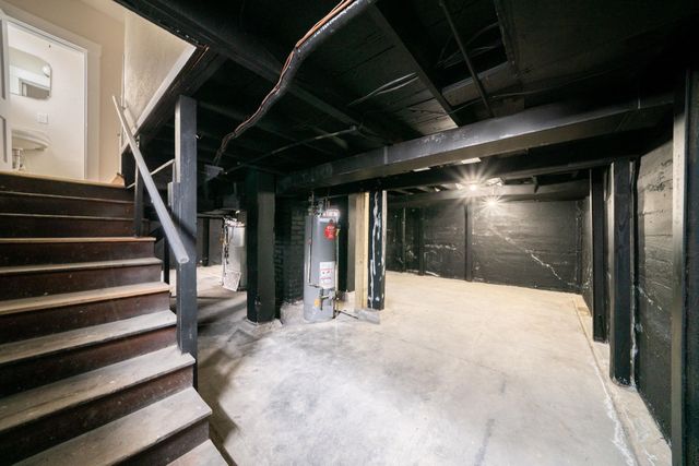 541 N Bluff Ave, Wichita, KS 67208