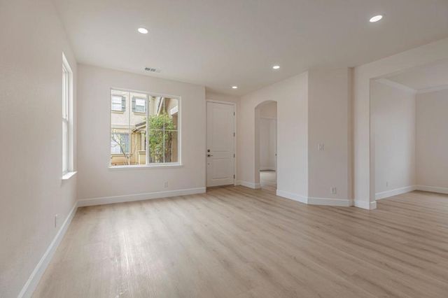 9135 Desiderio Way, Gilroy, CA 95020