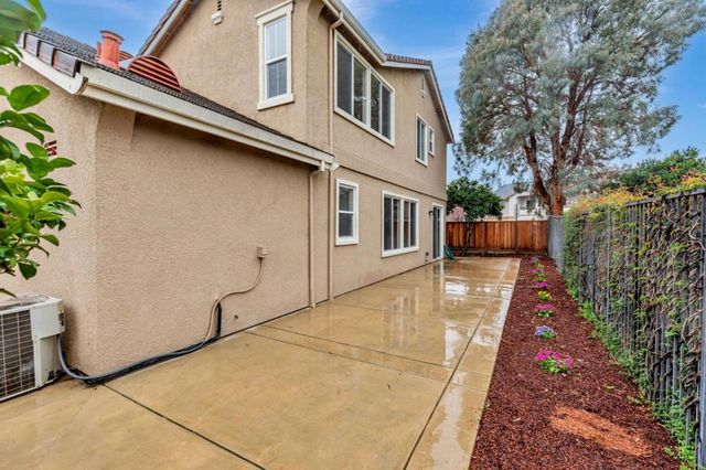 9135 Desiderio Way, Gilroy, CA 95020