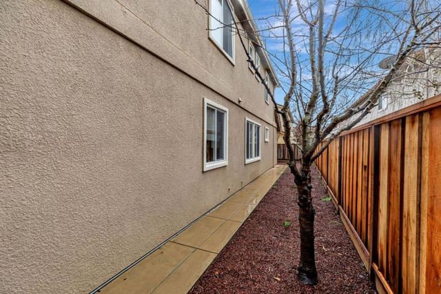 9135 Desiderio Way, Gilroy, CA 95020