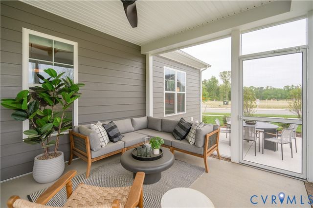 5413 Little Nottoway Ct, Moseley, VA 23120