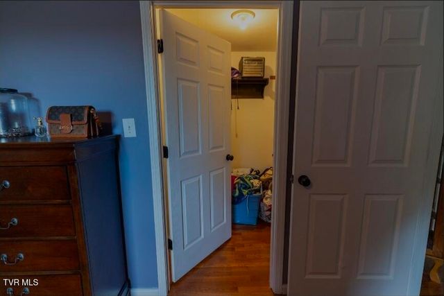 21426 Darlington Drive, Bristol, VA 24202
